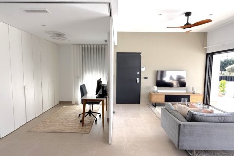 Apartment for sale in Pilar de la Horadada, Alicante, Spain 3 bedrooms, 103 sq.m. No. 143810 - photo 6