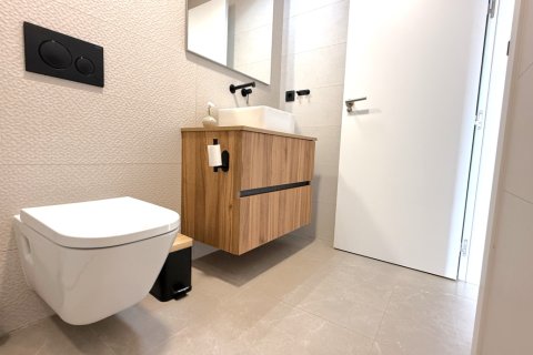 Apartment for sale in Pilar de la Horadada, Alicante, Spain 3 bedrooms, 103 sq.m. No. 143810 - photo 16