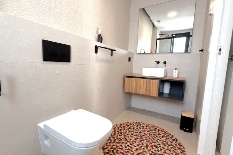 Apartment for sale in Pilar de la Horadada, Alicante, Spain 3 bedrooms, 103 sq.m. No. 143810 - photo 8