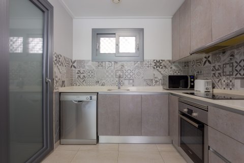 Apartment for sale in Torrevieja, Alicante, Spain 2 bedrooms, 70 sq.m. No. 143811 - photo 6