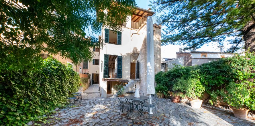 Villetta a schiera Soller, Mallorca, Spagna 5 camere da letto, 400 mq. N° 111943