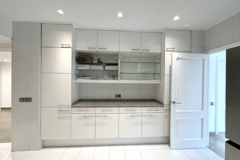 Wohnung zur Miete in Palma de Majorca, Mallorca, Spanien 4 Schlafzimmer, 190 m2 Nr. 179415 - Foto 6