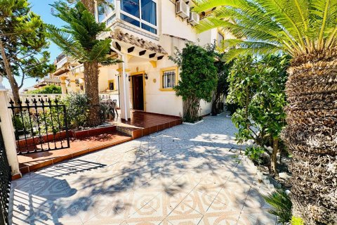 Villa till salu i Alicante, Spanien 2 sovrum, 75 kvm. Nr. 179420 - foto 3