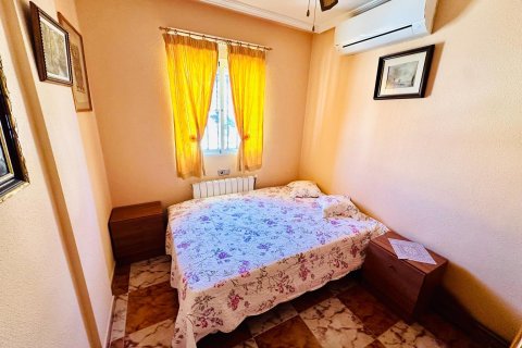Villa till salu i Alicante, Spanien 2 sovrum, 75 kvm. Nr. 179420 - foto 15