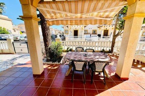 Villa till salu i Alicante, Spanien 2 sovrum, 75 kvm. Nr. 179420 - foto 5