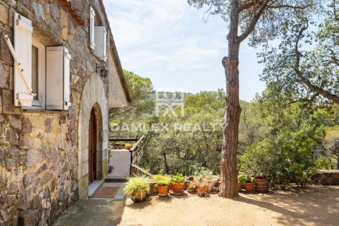 Huvila myytävänä Sant Feliu de Guixols, Girona, Espanja, 5 makuuhuonetta, 1245 m2 No. 177060 - kuva 30