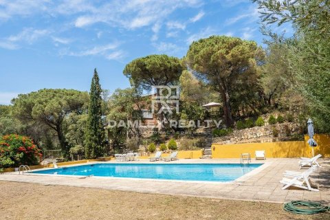 Huvila myytävänä Sant Feliu de Guixols, Girona, Espanja, 5 makuuhuonetta, 1245 m2 No. 177060 - kuva 10