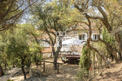 Huvila myytävänä Sant Feliu de Guixols, Girona, Espanja, 5 makuuhuonetta, 1245 m2 No. 177060 - kuva 14