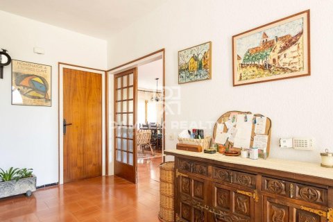 Huvila myytävänä Sant Feliu de Guixols, Girona, Espanja, 5 makuuhuonetta, 1245 m2 No. 177060 - kuva 18