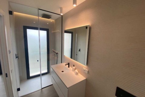 Huoneisto myytävänä Pinar De Campoverde, Alicante, Espanja, 2 makuuhuonetta, 100 m2 No. 145716 - kuva 27