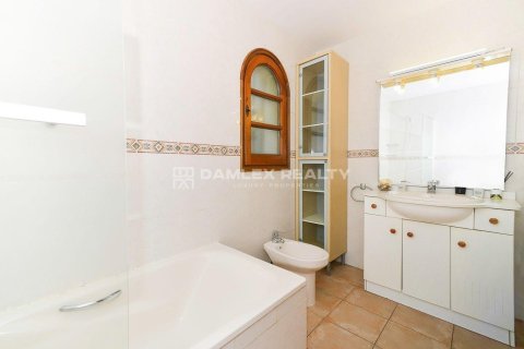 Villa à vendre à Calonge, Girona, Espagne, 5 chambres, 273 m2 No. 177163 - photo 19