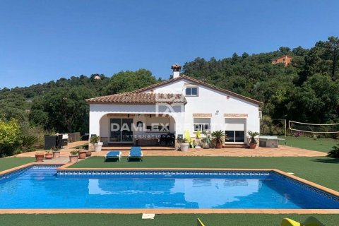 Villa à Lloret de Mar, Girona, Espagne 4 chambres, 108 m2 No. 177160