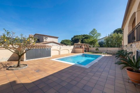 Villa à vendre à S'Agaro, Girona, Espagne, 4 chambres, 245 m2 No. 177165 - photo 13