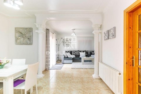 House à vendre à Lloret de Mar, Girona, Espagne, 3 chambres, 251 m2 No. 177166 - photo 3