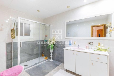 House à vendre à Lloret de Mar, Girona, Espagne, 3 chambres, 251 m2 No. 177166 - photo 11