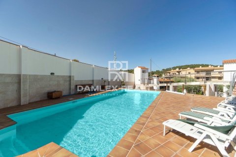 Villa for sale in L'Escala, Girona, Spain 5 bedrooms, 288 sq.m. No. 177164 - photo 24