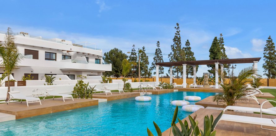 Bungalowi Los Alcazares, Murcia, Espanja 3 makuuhuonetta,  No. 151202