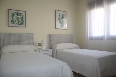 Huvila myytävänä Torrevieja, Alicante, Espanja, 3 makuuhuonetta, 319 m2 No. 188715 - kuva 8