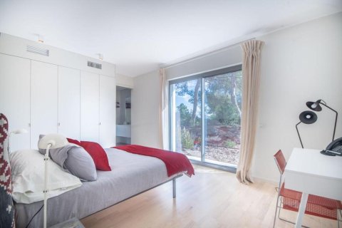 Villa for sale in Alicante, Spain 4 bedrooms, 285 sq.m. No. 152196 - photo 21