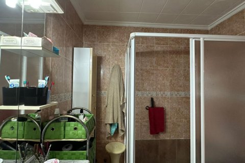 Apartment for sale in Torrevieja, Alicante, Spain 7 bedrooms, 101 sq.m. No. 152201 - photo 16