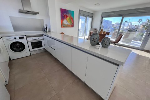 Huoneisto myytävänä Alicante, Espanja, 2 makuuhuonetta, 83 m2 No. 152200 - kuva 5