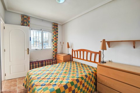 Townhouse for sale in Alicante, Spain 3 bedrooms, 77 sq.m. No. 152198 - photo 28