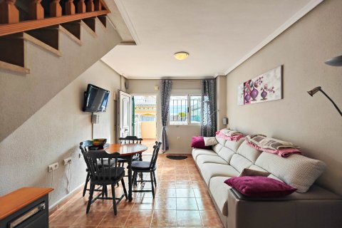 Townhouse for sale in Alicante, Spain 3 bedrooms, 77 sq.m. No. 152198 - photo 19