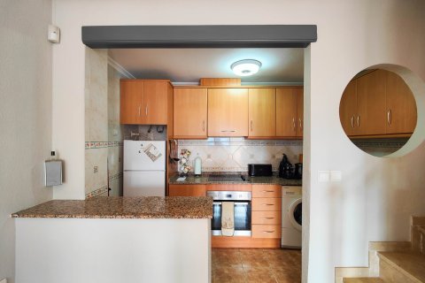 Townhouse for sale in Alicante, Spain 3 bedrooms, 77 sq.m. No. 152198 - photo 14