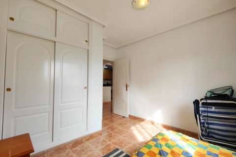 Townhouse for sale in Alicante, Spain 3 bedrooms, 77 sq.m. No. 152198 - photo 22