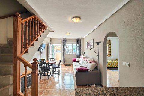Townhouse for sale in Alicante, Spain 3 bedrooms, 77 sq.m. No. 152198 - photo 18