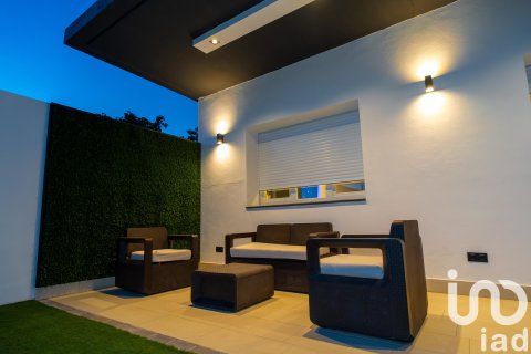 House for sale in Malaga, Spain 2 bedrooms, 174 sq.m. No. 153171 - photo 25