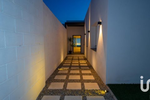 House for sale in Malaga, Spain 2 bedrooms, 174 sq.m. No. 153171 - photo 27