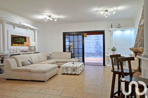 Продажа таухауса в Сан-Кристобаль-де-Ла-Лагуна, Тенерифе, Испания 4 спальни, 259м2 №153167 - фото 10