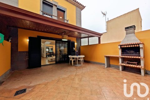 Продажа таухауса в Сан-Кристобаль-де-Ла-Лагуна, Тенерифе, Испания 4 спальни, 259м2 №153167 - фото 16