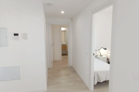 Продажа квартиры в Л'Аметлья-де-Мар, Таррагона, Испания 2 спальни, 84м2 №152908 - фото 8