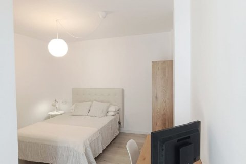 Продажа квартиры в Л'Аметлья-де-Мар, Таррагона, Испания 2 спальни, 84м2 №152908 - фото 15