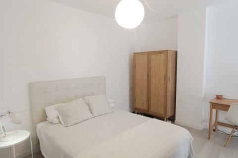 Продажа квартиры в Л'Аметлья-де-Мар, Таррагона, Испания 2 спальни, 84м2 №152908 - фото 17