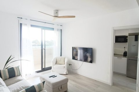 Продажа квартиры в Л'Аметлья-де-Мар, Таррагона, Испания 2 спальни, 84м2 №152908 - фото 5