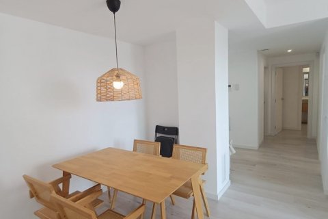 Продажа квартиры в Л'Аметлья-де-Мар, Таррагона, Испания 2 спальни, 84м2 №152908 - фото 4