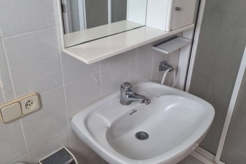 Продажа дома в Кальдес-де-Малавелья, Герона, Испания 4 спальни, 361м2 №152912 - фото 9