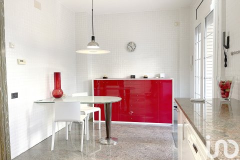 Māja pārdošanā Manresa, Barcelona, Spānijā 4 istabas, 446 m2 Nr. 152906 - attēls 12