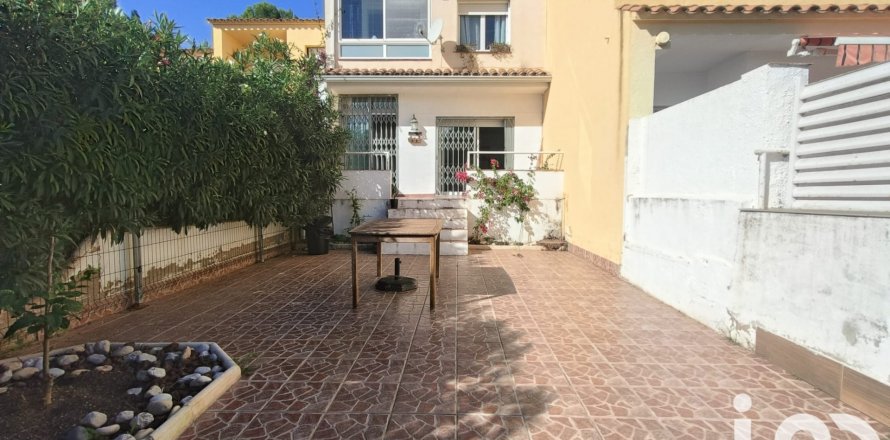Townhouse in Vandellòs i l'Hospitalet de l'Infant, Tarragona, Spanien 3 Schlafzimmer, 134 m2 Nr. 152911