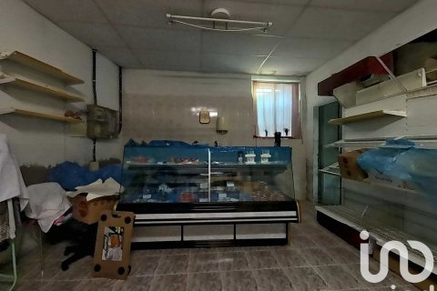 Продажа виллы в Лерида, Испания 6 спален, 505м2 №185569 - фото 4