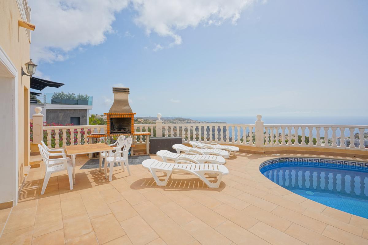 Villa in Benitachell, Alicante, Spain 3 bedrooms, 165 sq.m. No. 102252