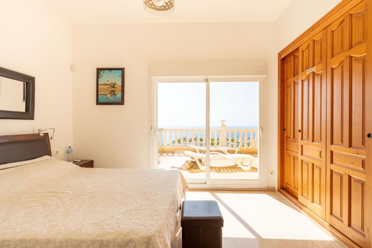 Villa in Benitachell, Alicante, Spain 3 bedrooms, 165 sq.m. No. 102252
