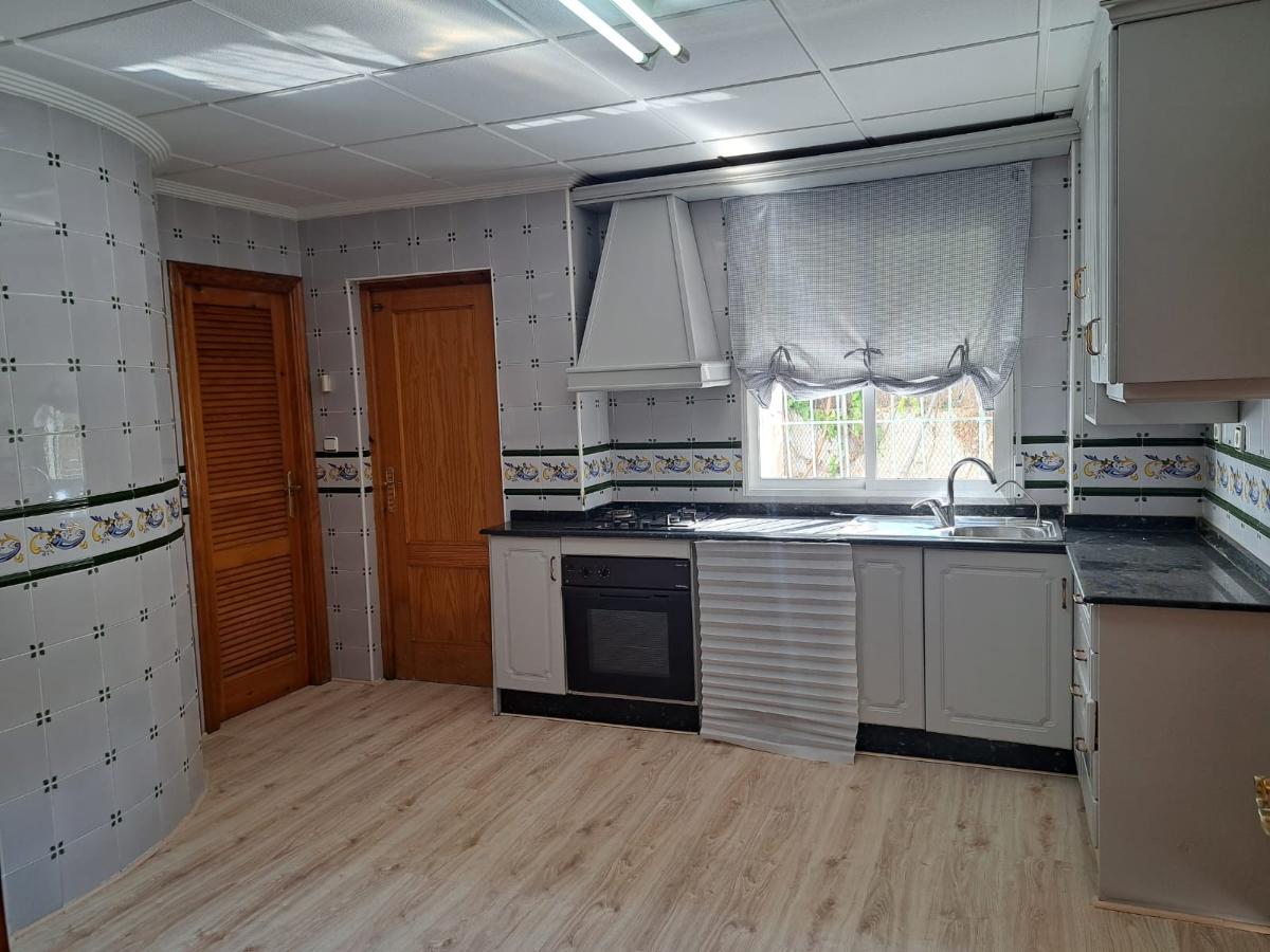 Villa en Orihuela, Alicante, España 5 dormitorios, 250 m2 No. 102249