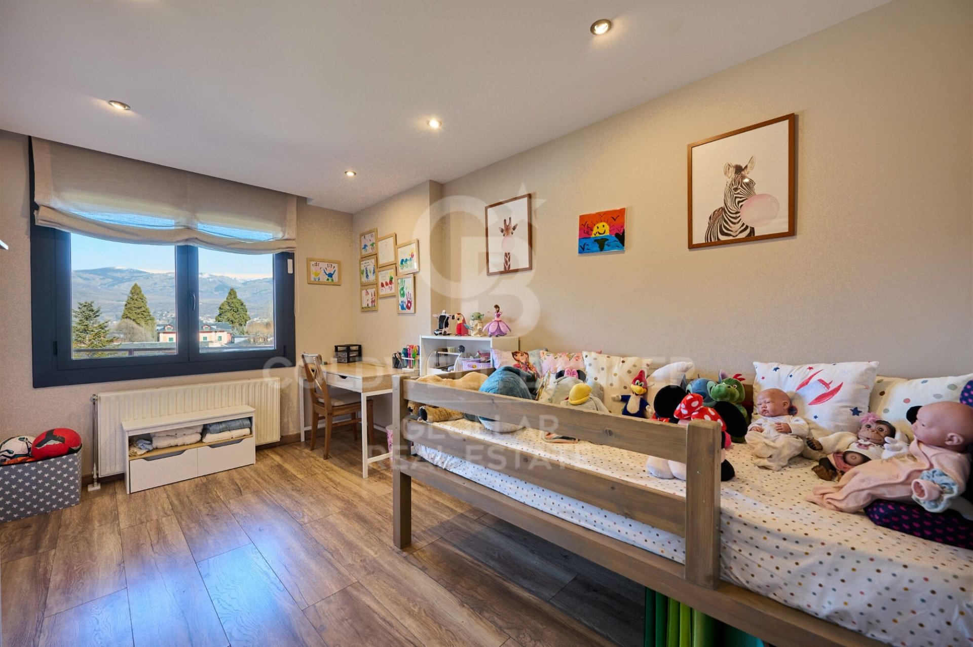 Apartamento en Gerona, España 5 dormitorios, 180 m2 No. 179168