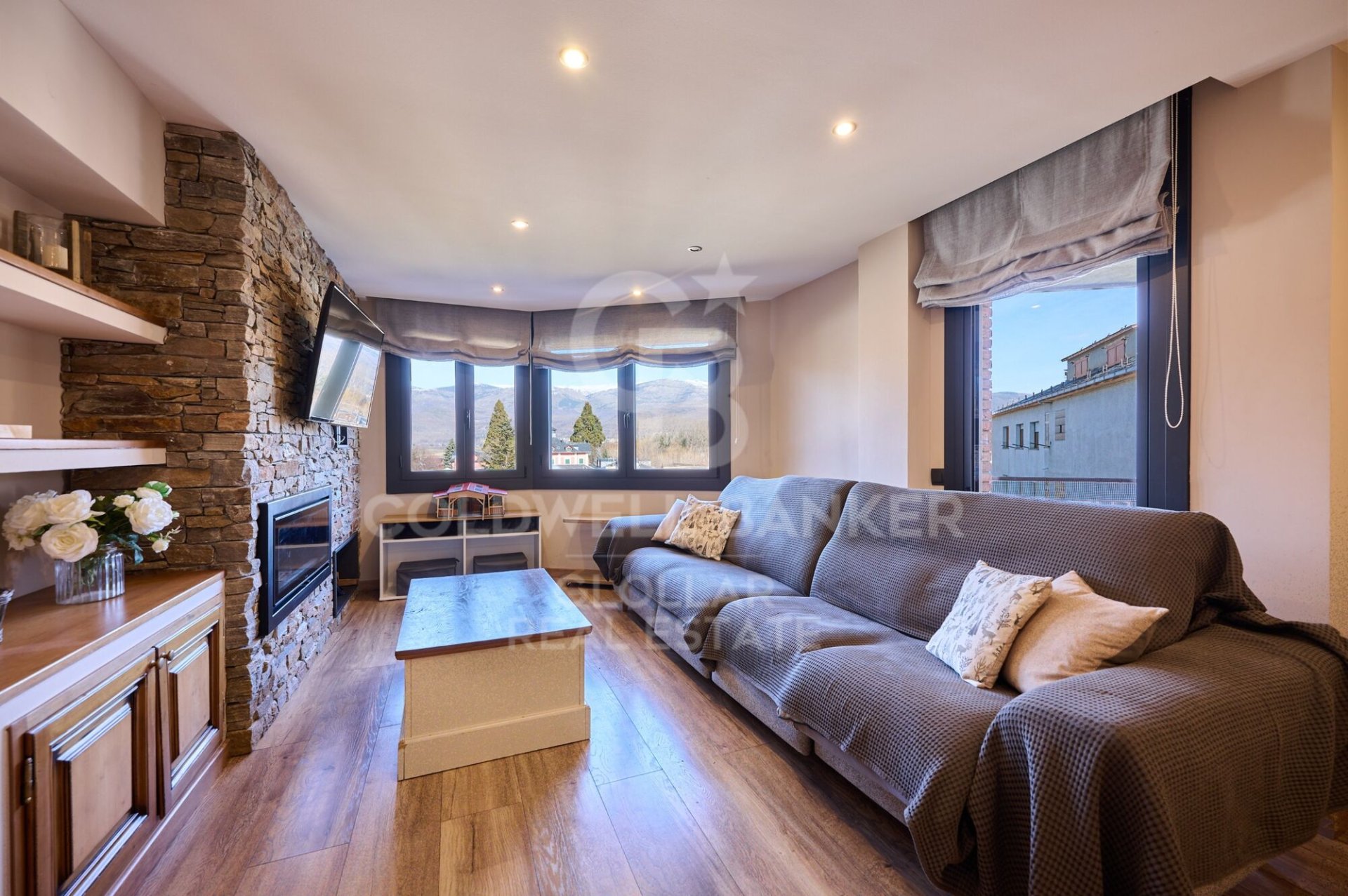Apartamento en Gerona, España 5 dormitorios, 180 m2 No. 179168