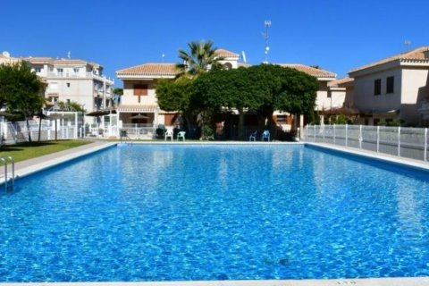 Townhouse for sale in Playa Flamenca II, Alicante, Spain 3 bedrooms, 90 sq.m. No. 161684 - photo 3