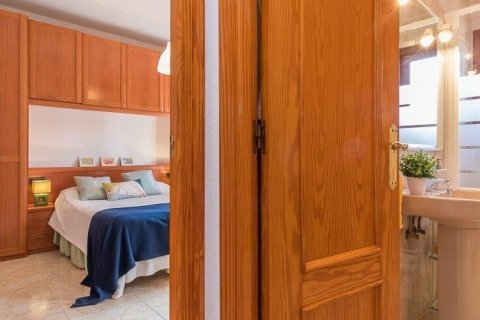 Townhouse for sale in Alicante, Spain 3 bedrooms, 90 sq.m. No. 161681 - photo 20